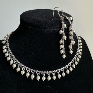 Beautiful Pearl necklace and earring fashion set
